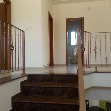 House In Pyrgos Villa Bagian luar foto